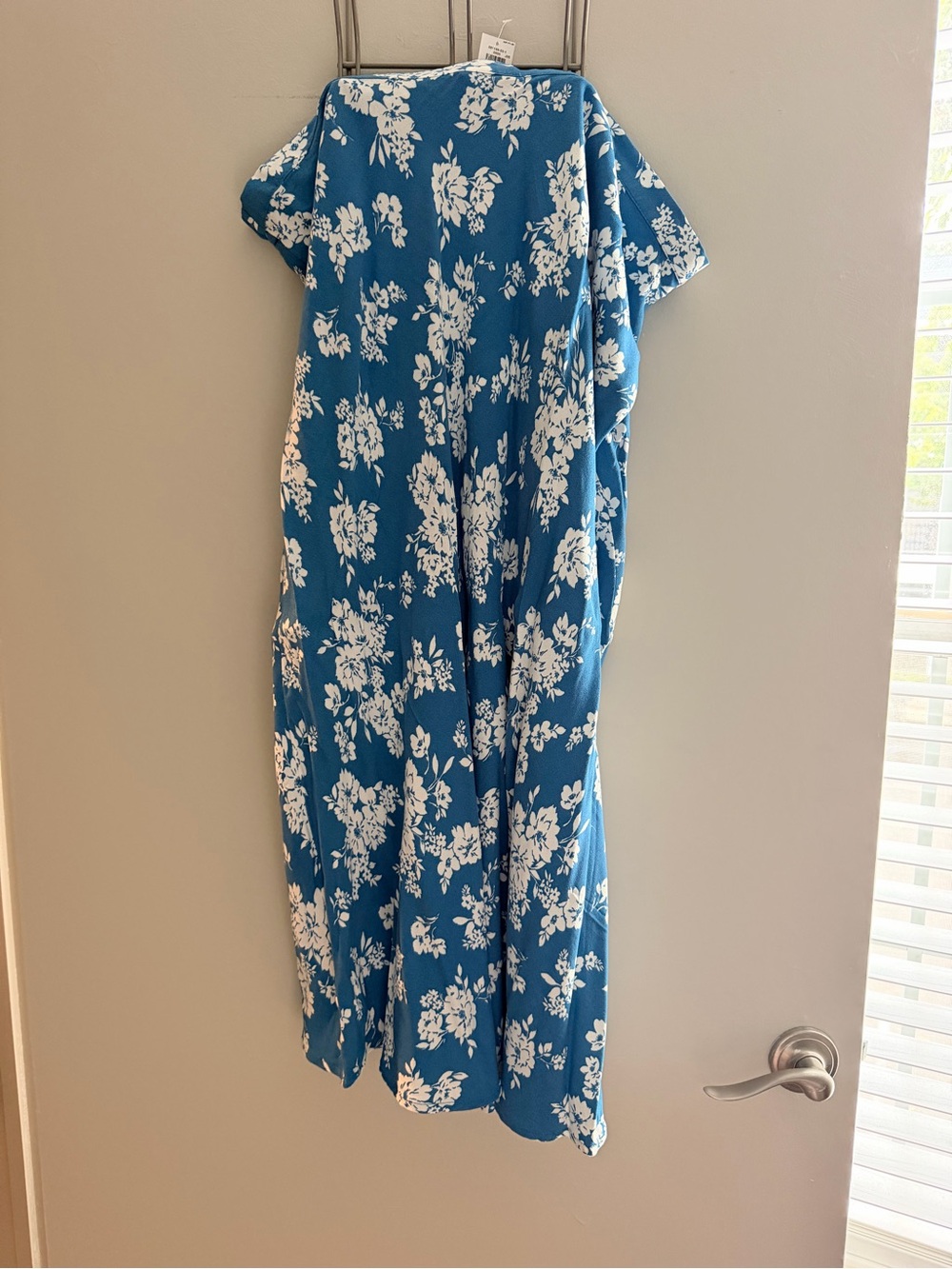 Old Navy Teal Blue Midi Skirt with White Floral Print